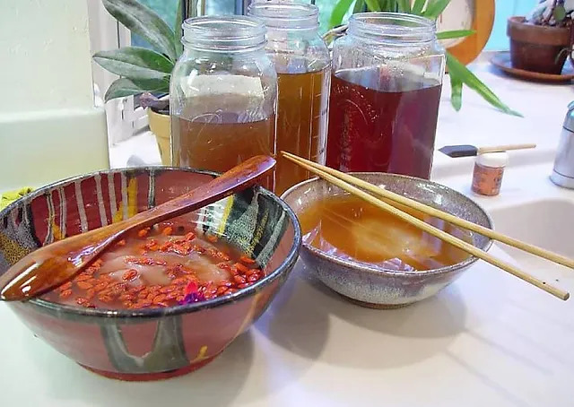 The Ultimate Guide To Brewing Goji Kombucha At Home